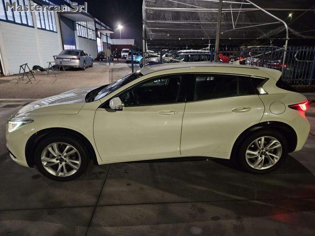 INFINITI Q30 1.5d Premium 109cv - KM CERTIFICATI - FL553AM