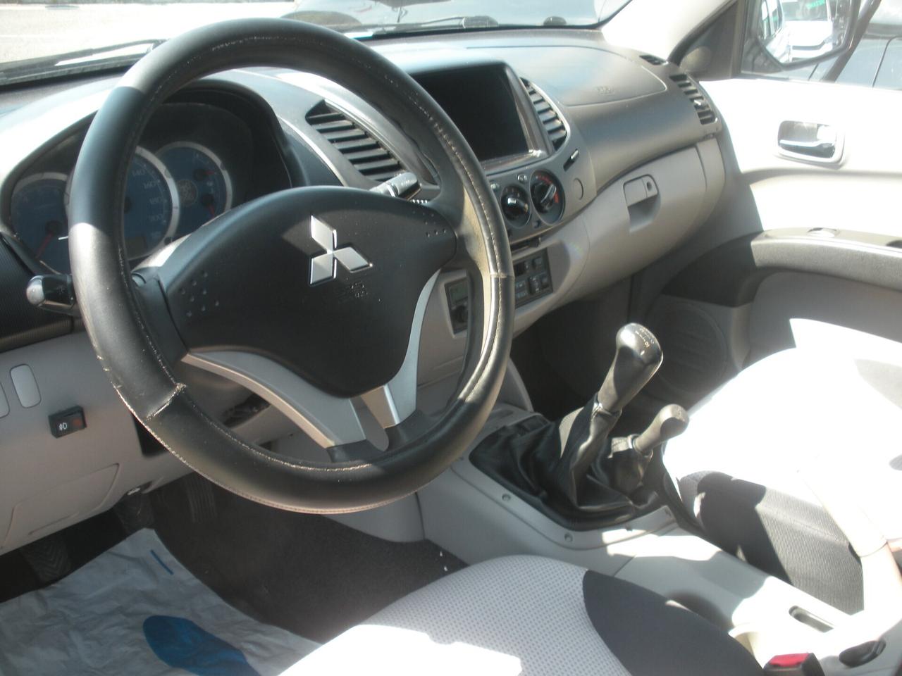 Mitsubishi L200 2.5 DI-D/136CV DC ''SAFARI''