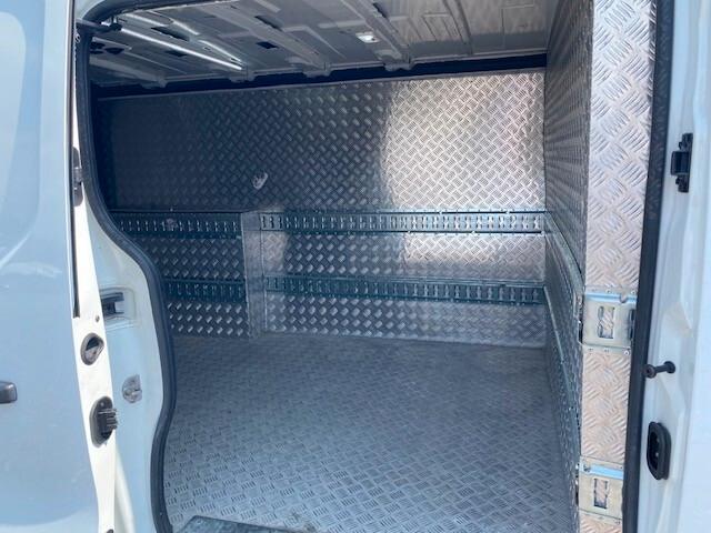 Renault TRAFIC 145HP