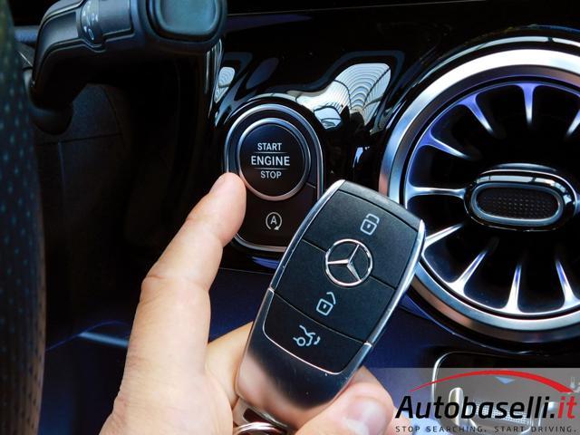 MERCEDES-BENZ GLA 200 D AUTOMATIC PREMIUM TECH-PACK AUTOMATICA 8G-DTC