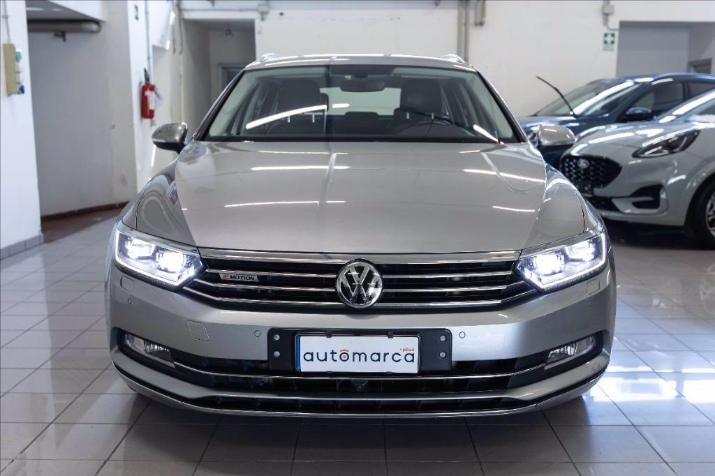 VOLKSWAGEN Passat Variant 2.0 bitdi Highline 4motion 240cv dsg del 2016