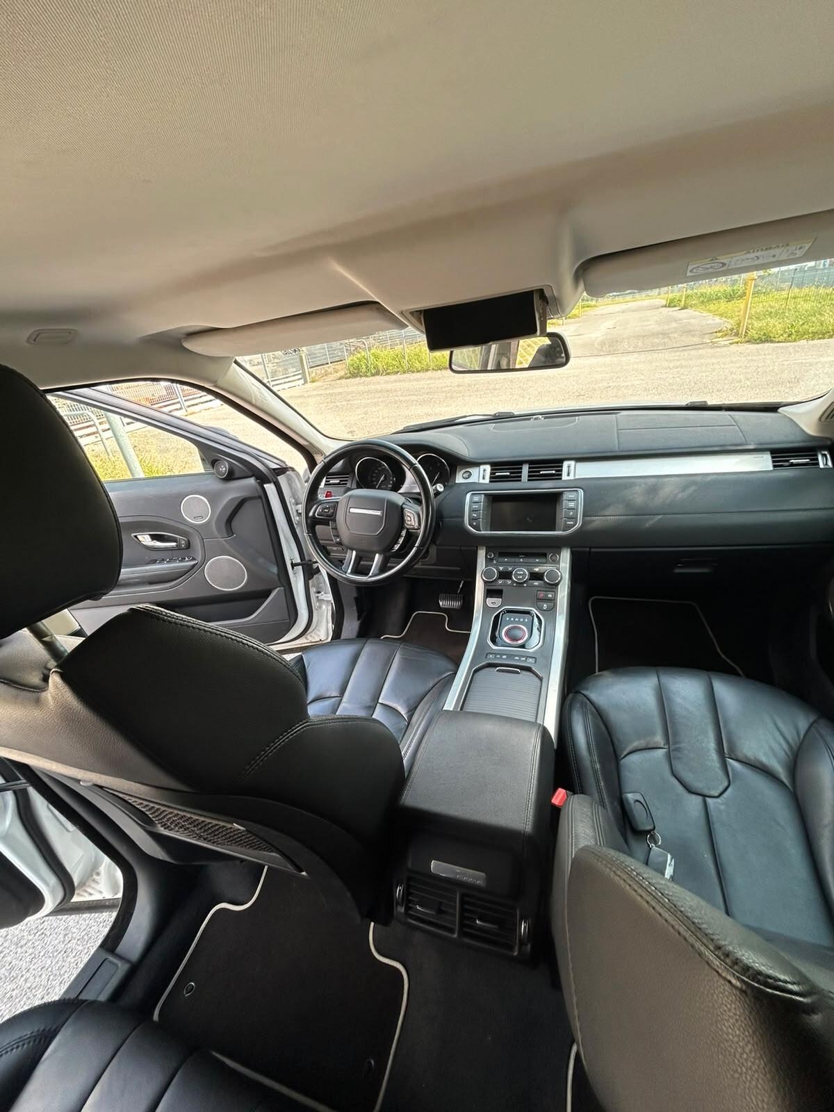 Land Rover Range Evoque 2.2 TD4 5p. British Edition Dynamic
