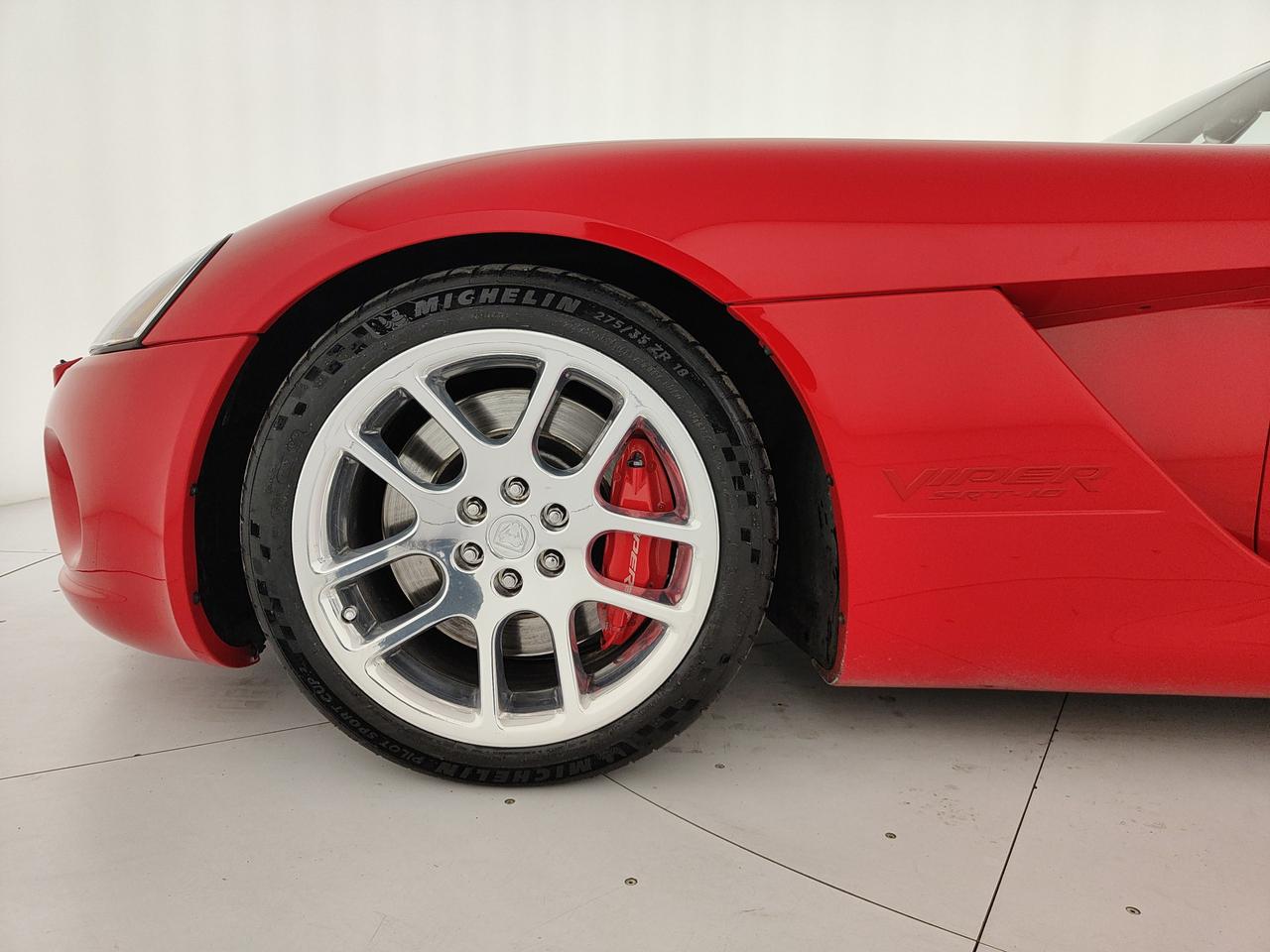DODGE Viper 8.3 SRT-10