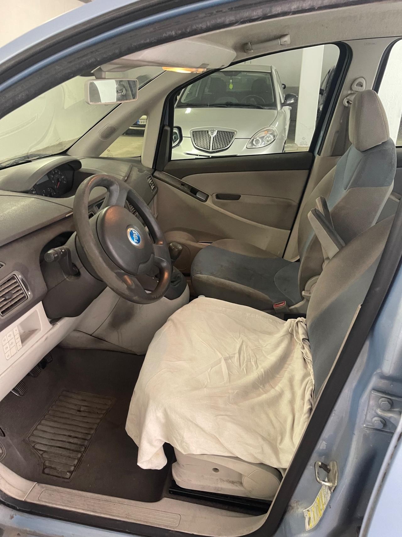Fiat Idea 1.3 Multijet 16V Emotion
