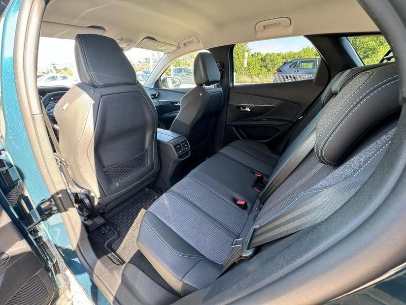 Peugeot 3008 PureTech Turbo 130 S&S EAT8 Allure