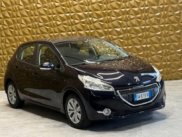 Peugeot 208 1.4 HDi 68 CV 5 porte Allure