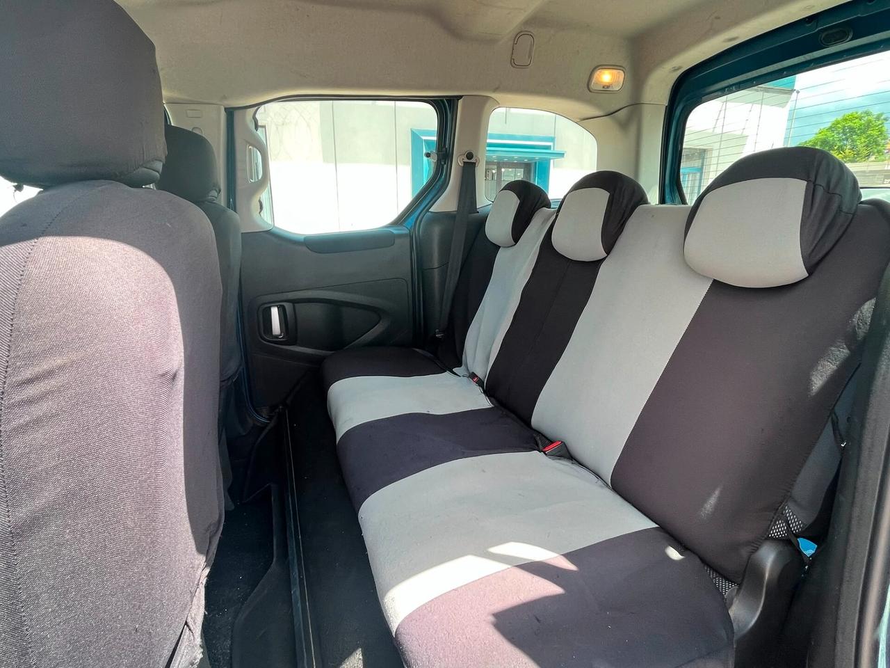 Peugeot Partner Tepee Autocarro 1.6 HDi