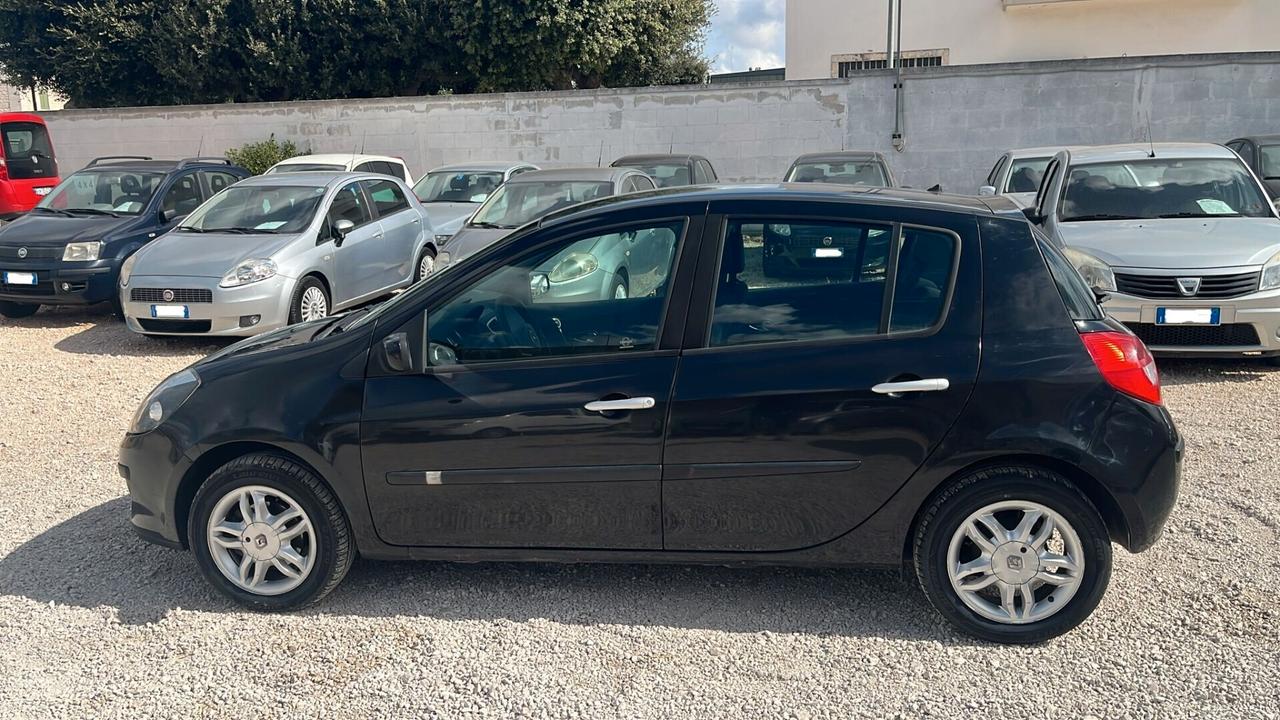 Renault Clio 1.2 5 porte GPL