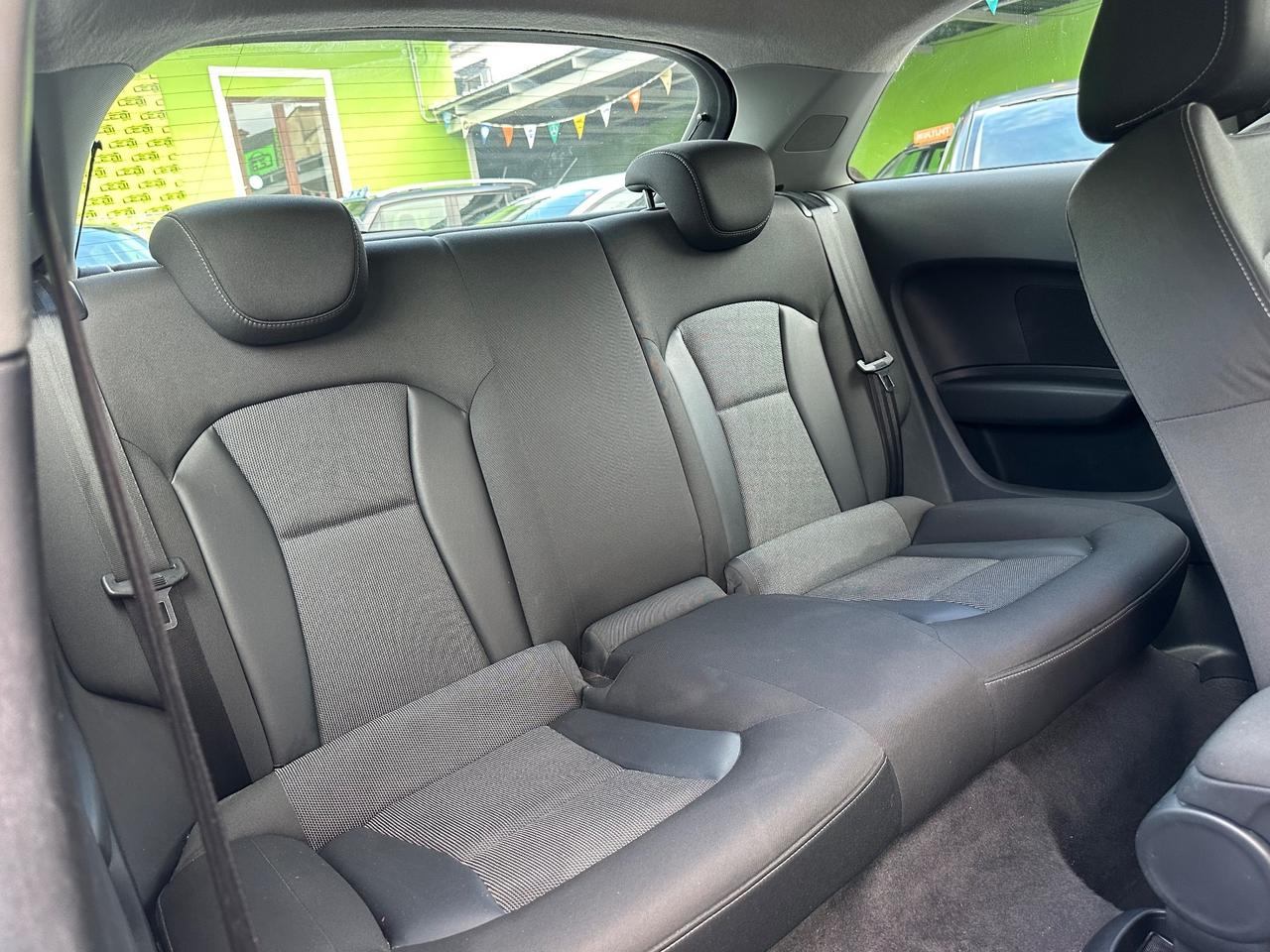 Audi A1 1.6 TDI 105 CV Ambition 170.000 KM