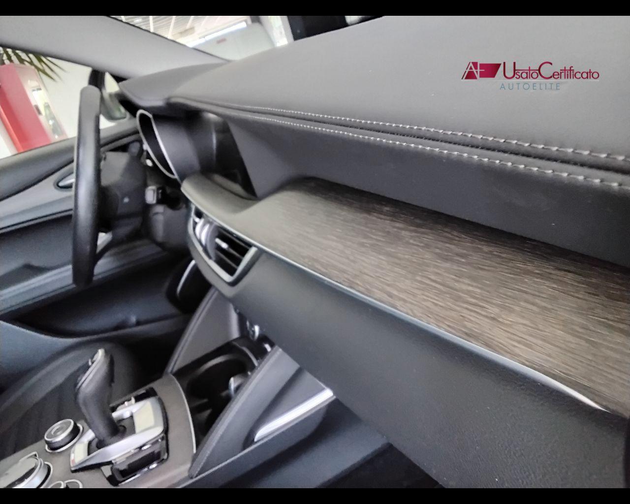 ALFA ROMEO Stelvio 2.2 Turbodiesel 210 CV AT8 Q4 Ti