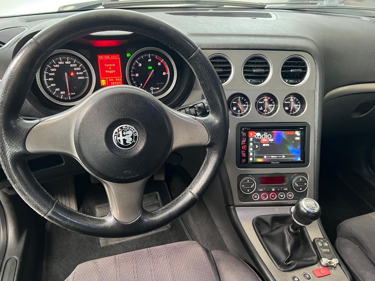 Alfa Romeo 159 1.9 JTDm 16V Sportwagon Distinctive