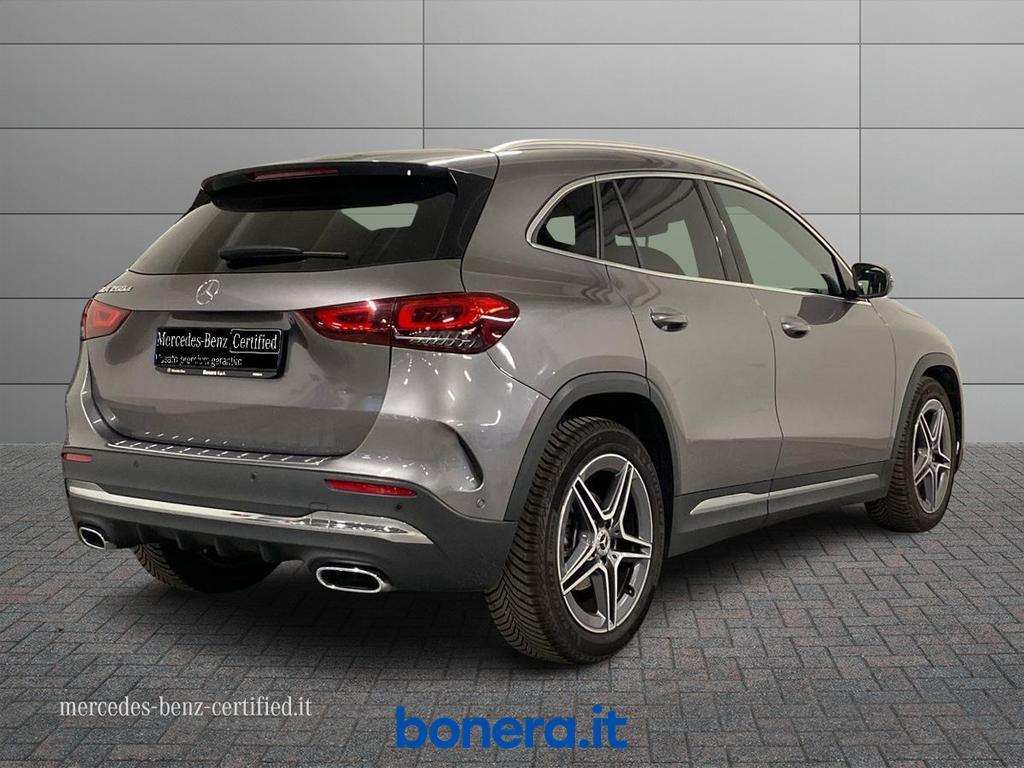 Mercedes GLA 200 200 D Premium 8G-DCT