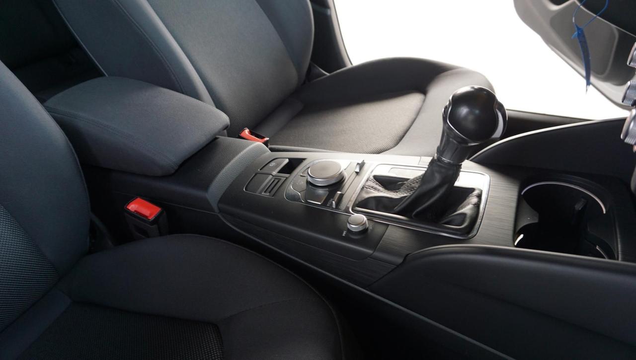 Audi A3 SPB 40 TDI quattro S tronic Business