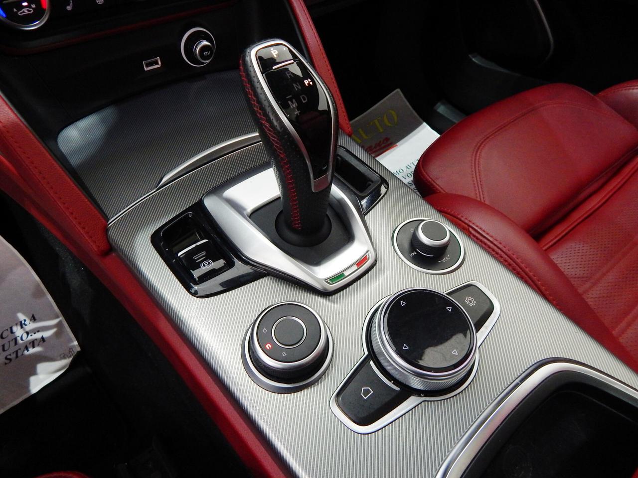 Alfa Romeo Stelvio 2.2 t Veloce Q4 210cv TETTO-NAVI-PELLE ROSSA-PARK