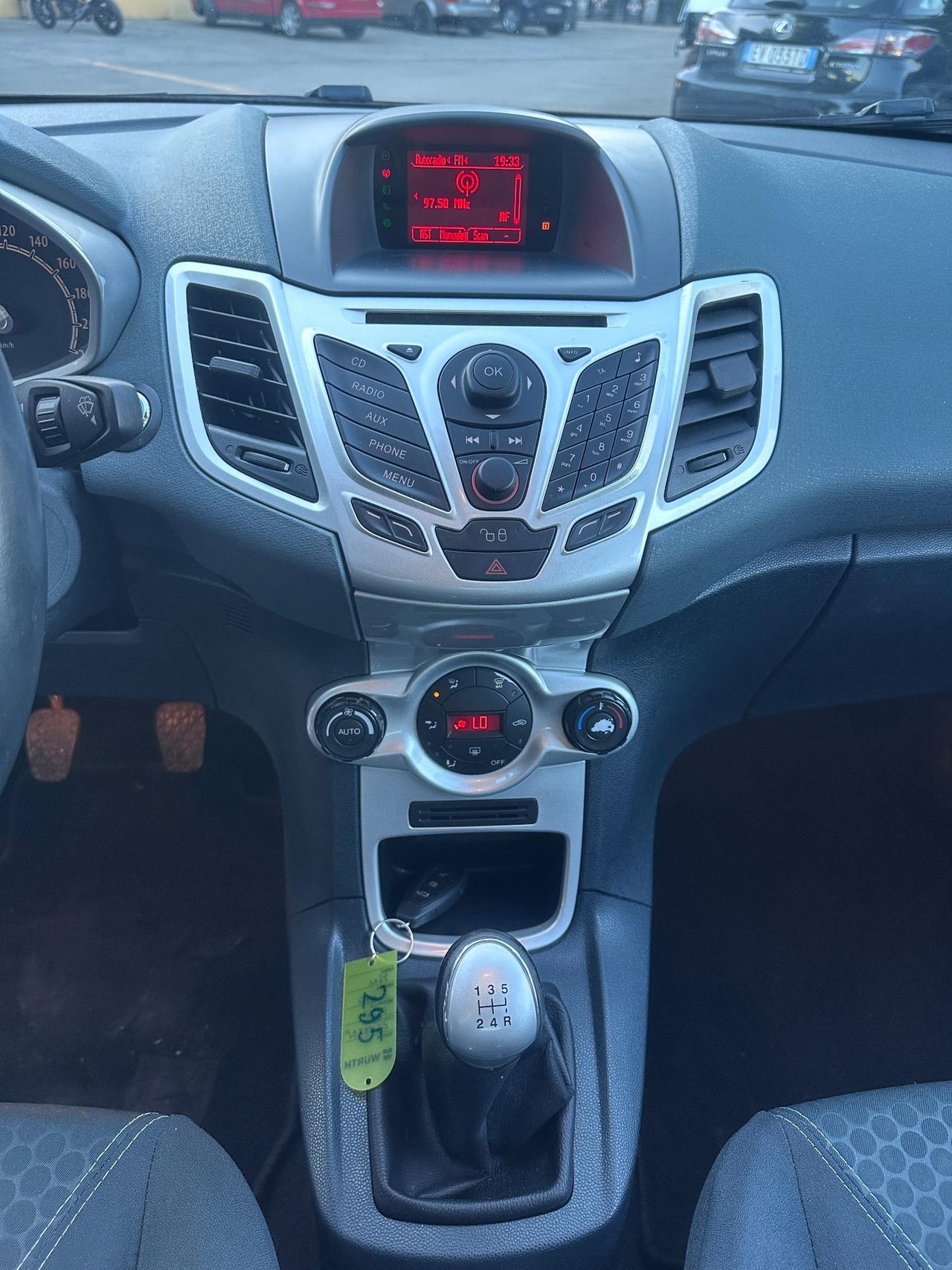 Ford Fiesta 1.4 TDCi 5p. Titanium