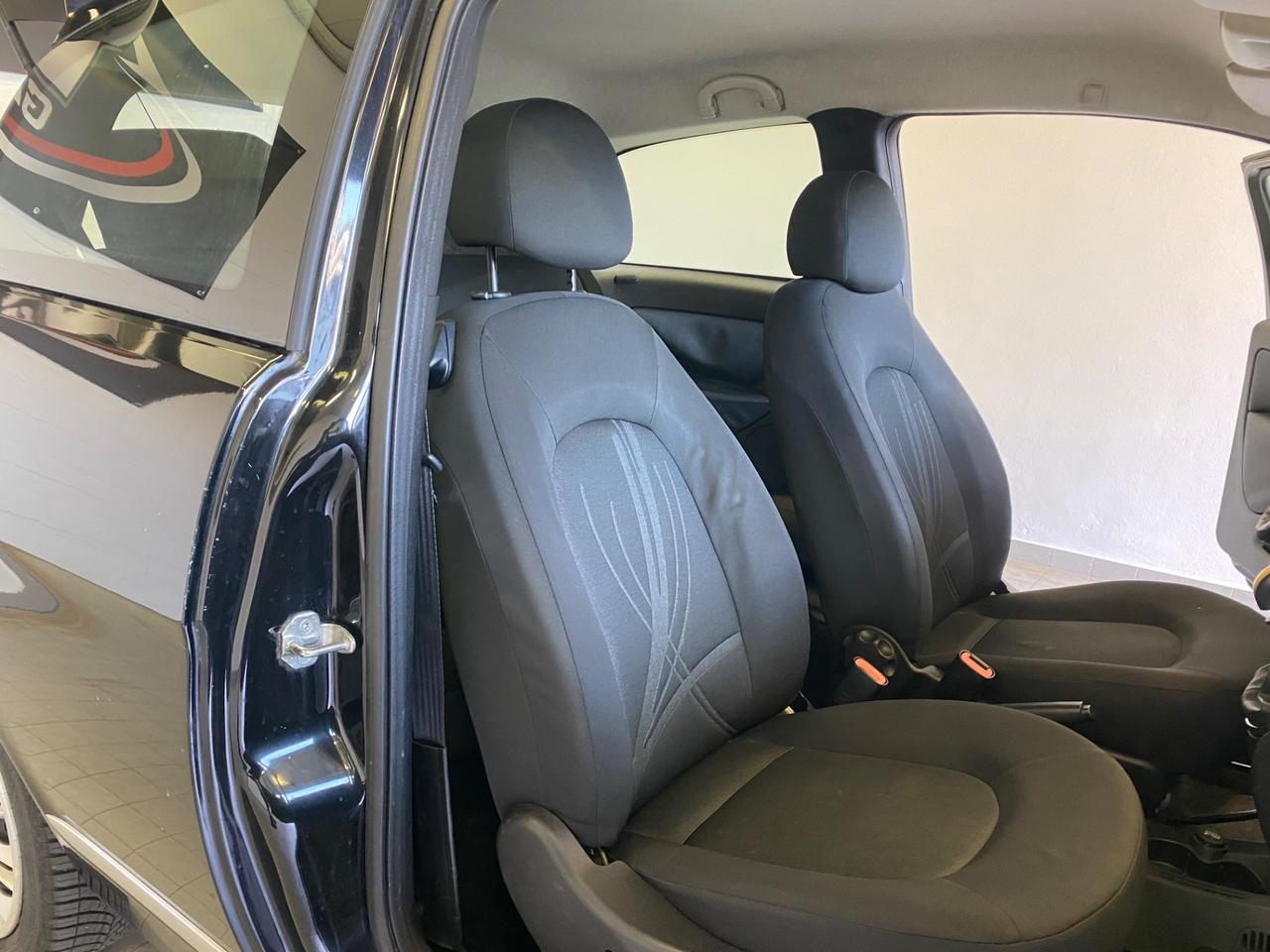 Lancia Ypsilon 1.2 69 CV GPL Platinum