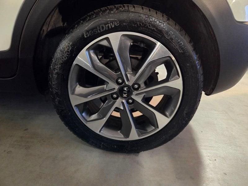 KIA Stonic 1.0 T-GDi 100 CV MHEV iMT Style