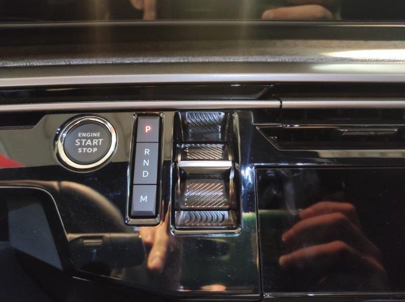 PEUGEOT 3008 3ª serie - 3008 Hybrid 136 e-DCS6 Allure