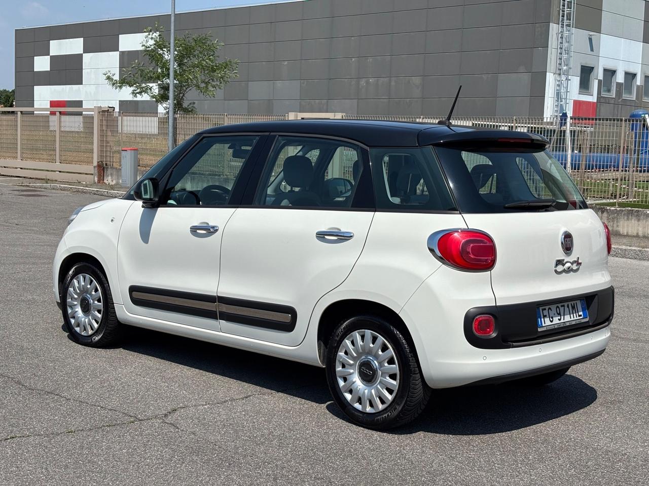 Fiat 500L 1.6 MJT 120CV AUTOCARRO N1
