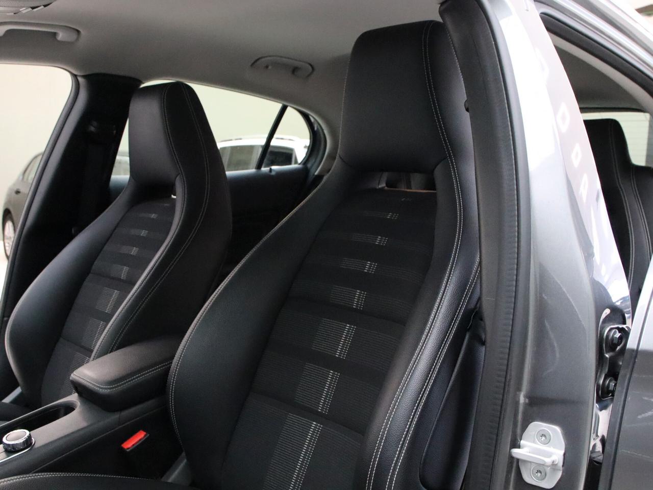 Mercedes-Benz GLA 200, 09/2017 -X156 2017 d Sport auto
