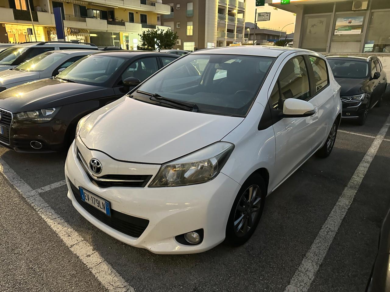 TOYOTA YARIS 1.4 D-4D90 CV ACTIVE 5P