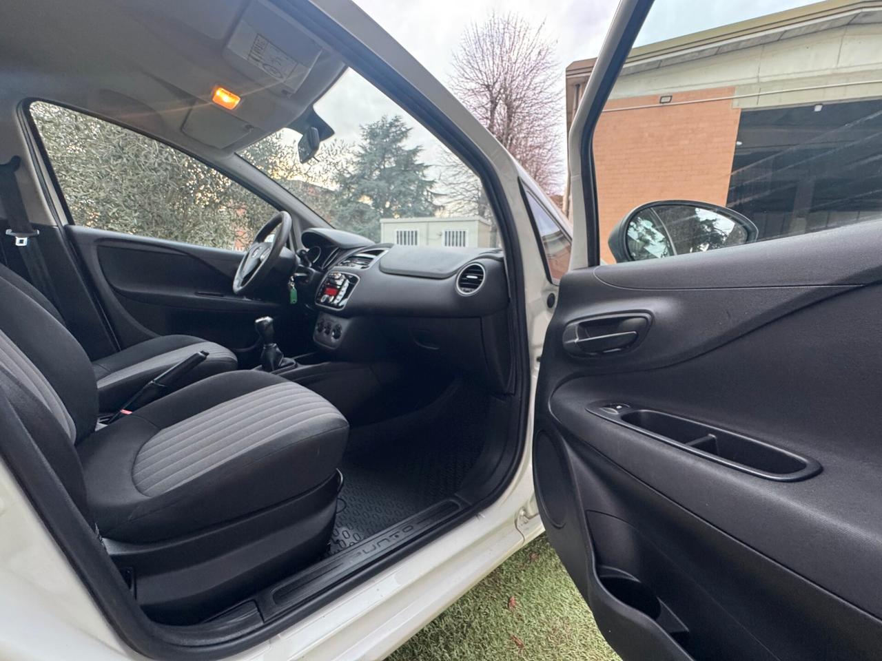 Fiat Punto 1.3 MJT II S&S 95 CV 5 porte Street