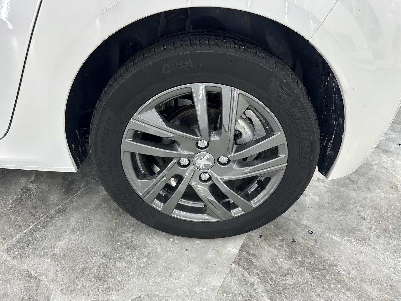 Peugeot 208 BlueHDi 100 Stop&Start 5 porte Active