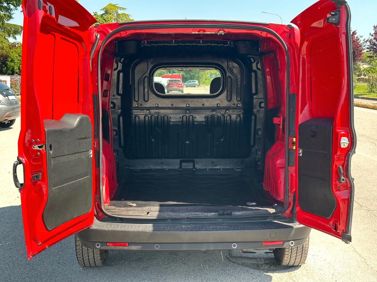 Fiat Doblo 1.4 Bz 95CV SX Euro 6
