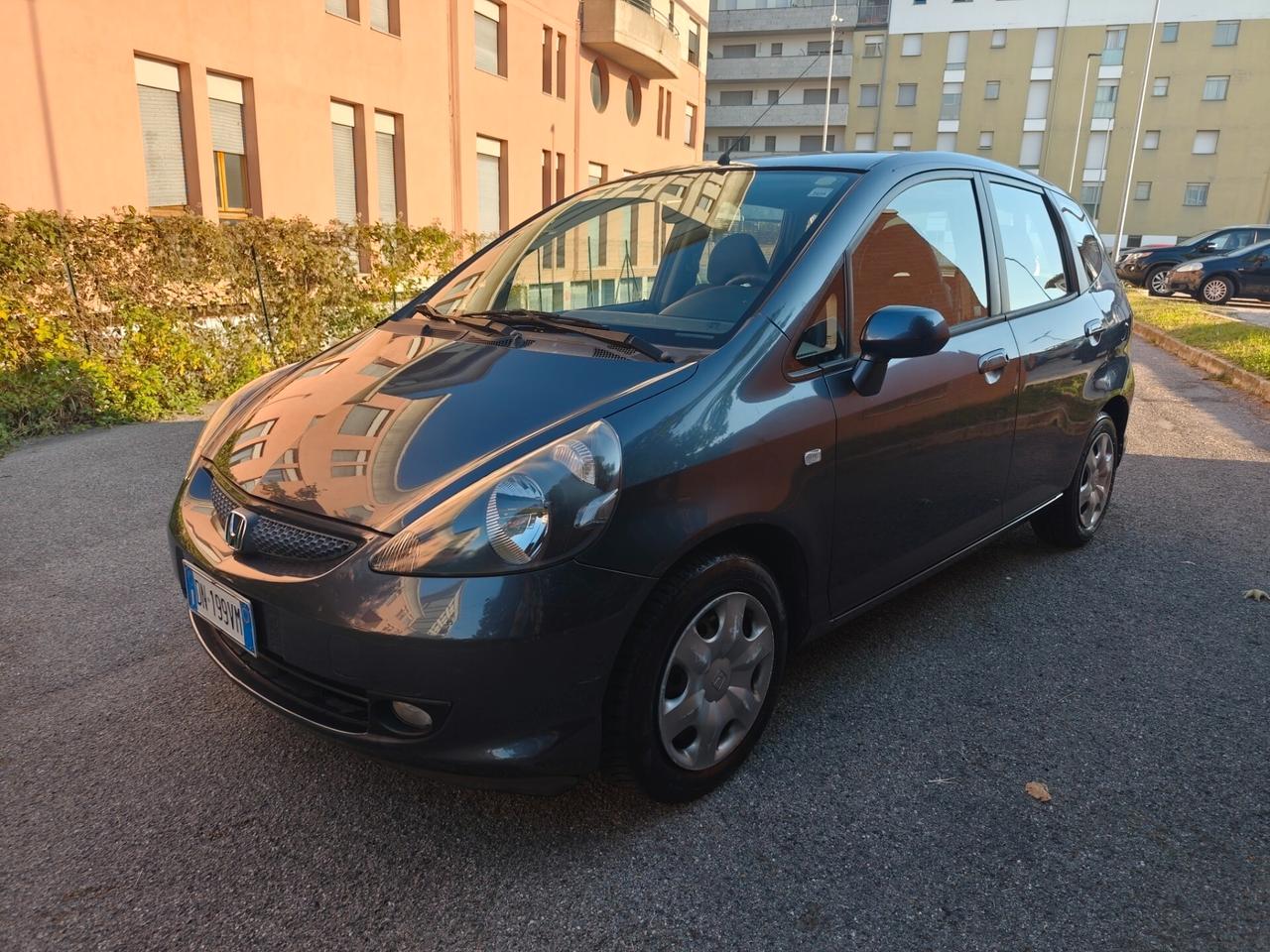 Honda Jazz 1.2 i-dsi 60 Milà km