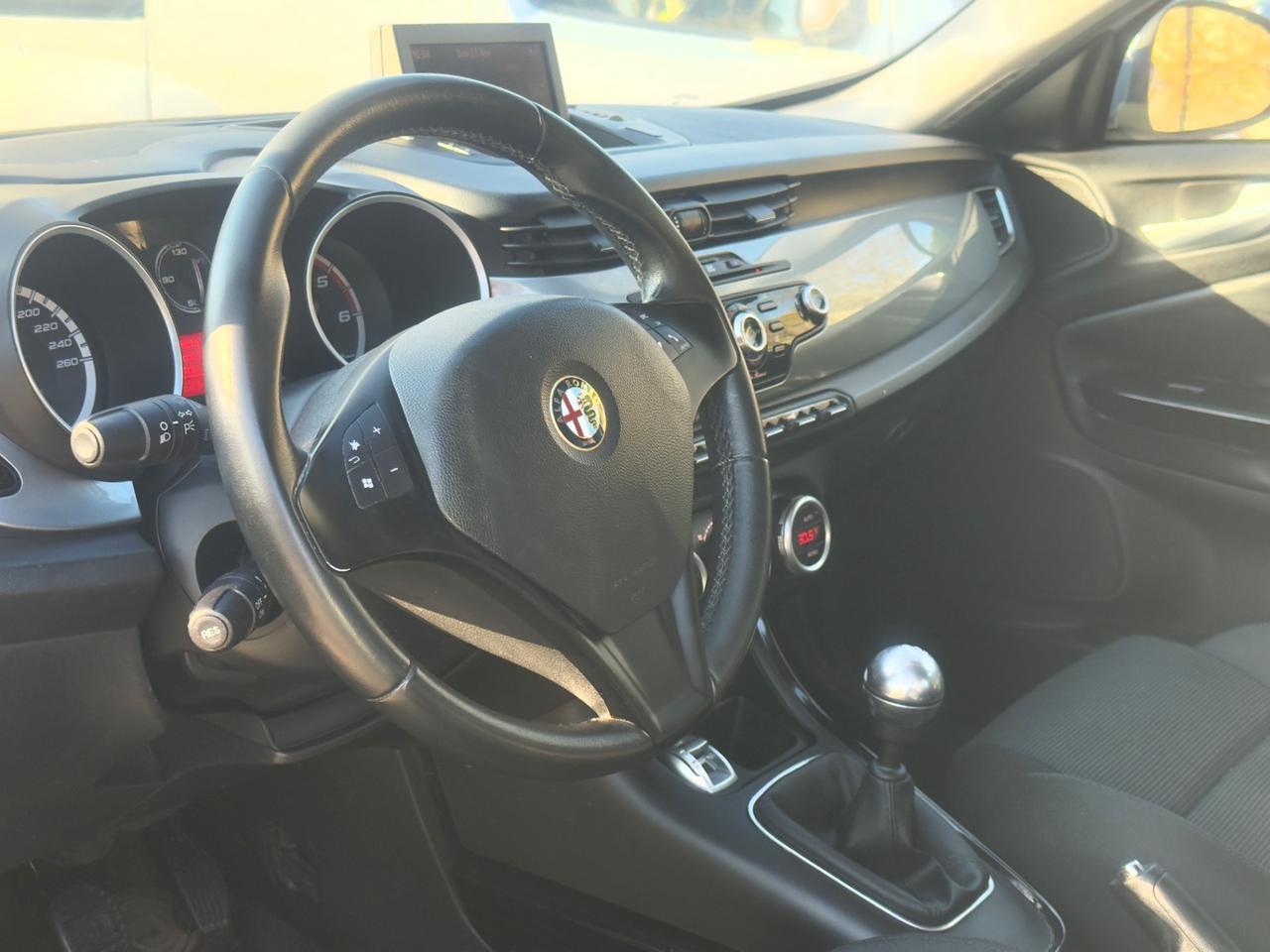 Alfa Romeo Giulietta 2.0 JTDm-2 140 CV 2013