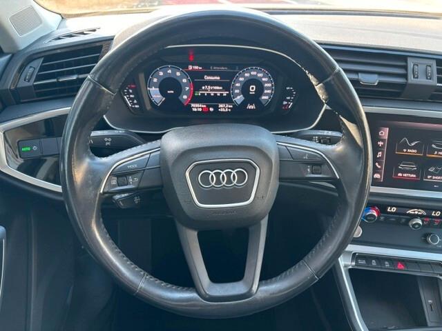 Audi Q3 35 TFSI Business