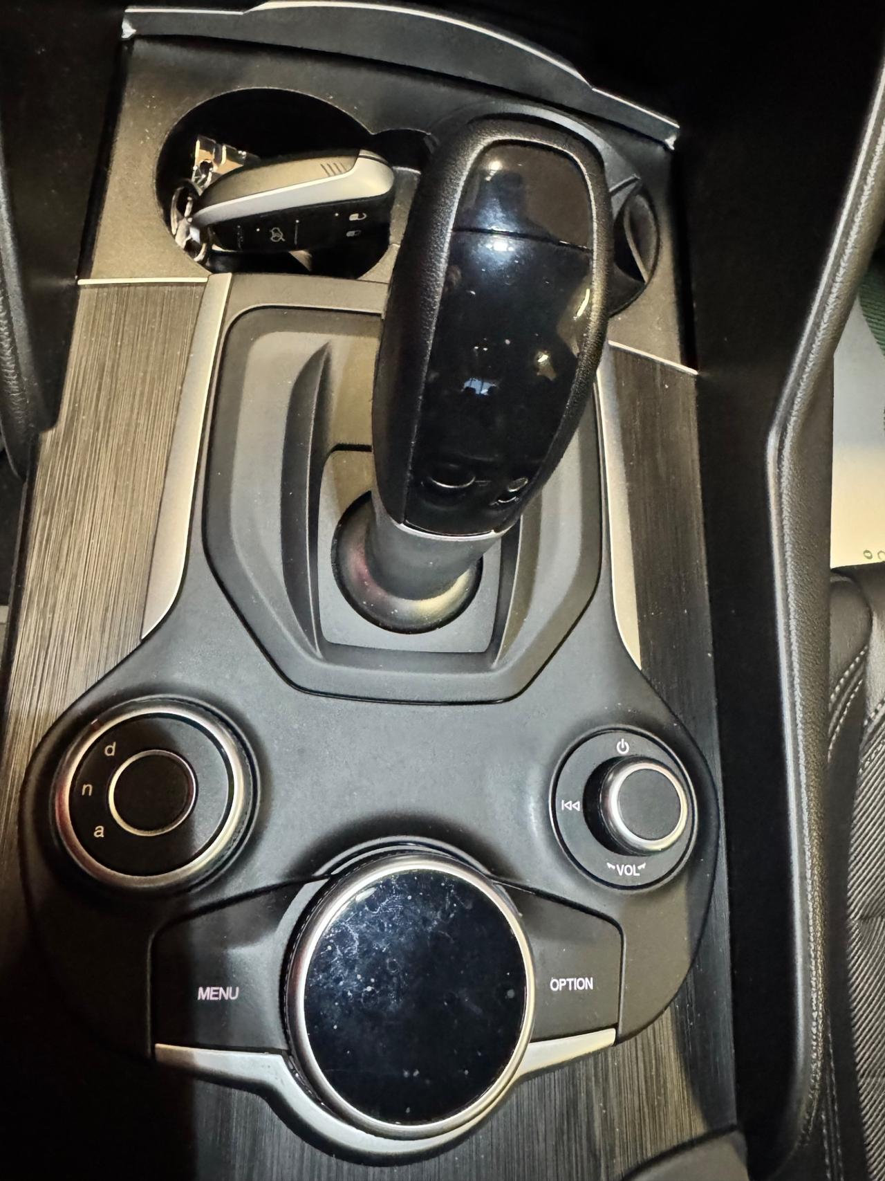 Alfa Romeo Giulia 2.2 Turbodiesel 180 CV AT8 AWD Q4 Super