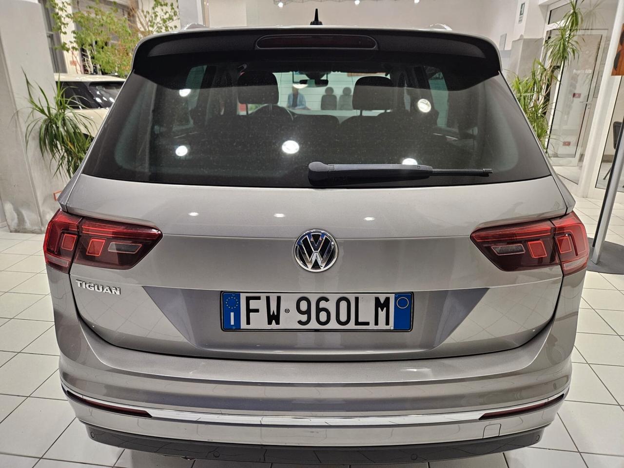 Volkswagen Tiguan 1.6 TDI R-Line