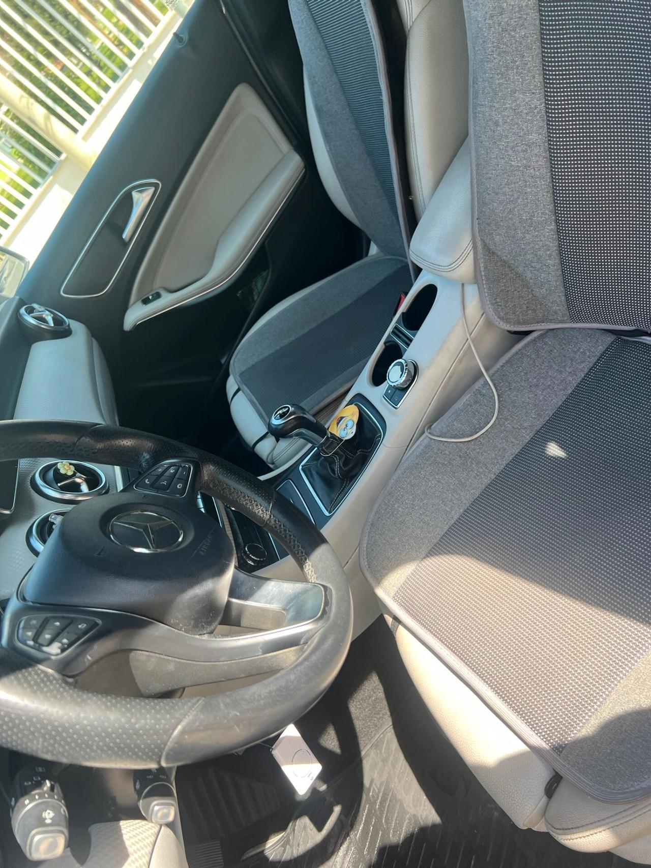 Mercedes-benz A 180 d Premium