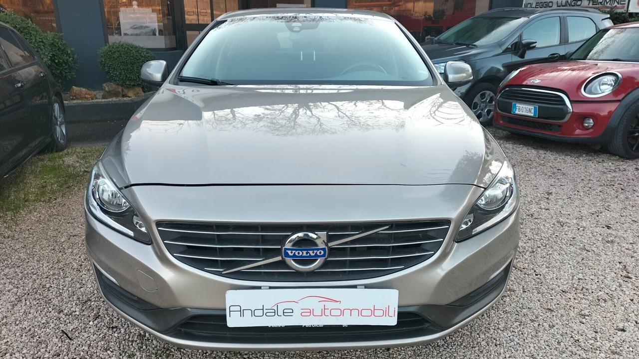 Volvo V60 D4 1600 D **PREZZO REALE **