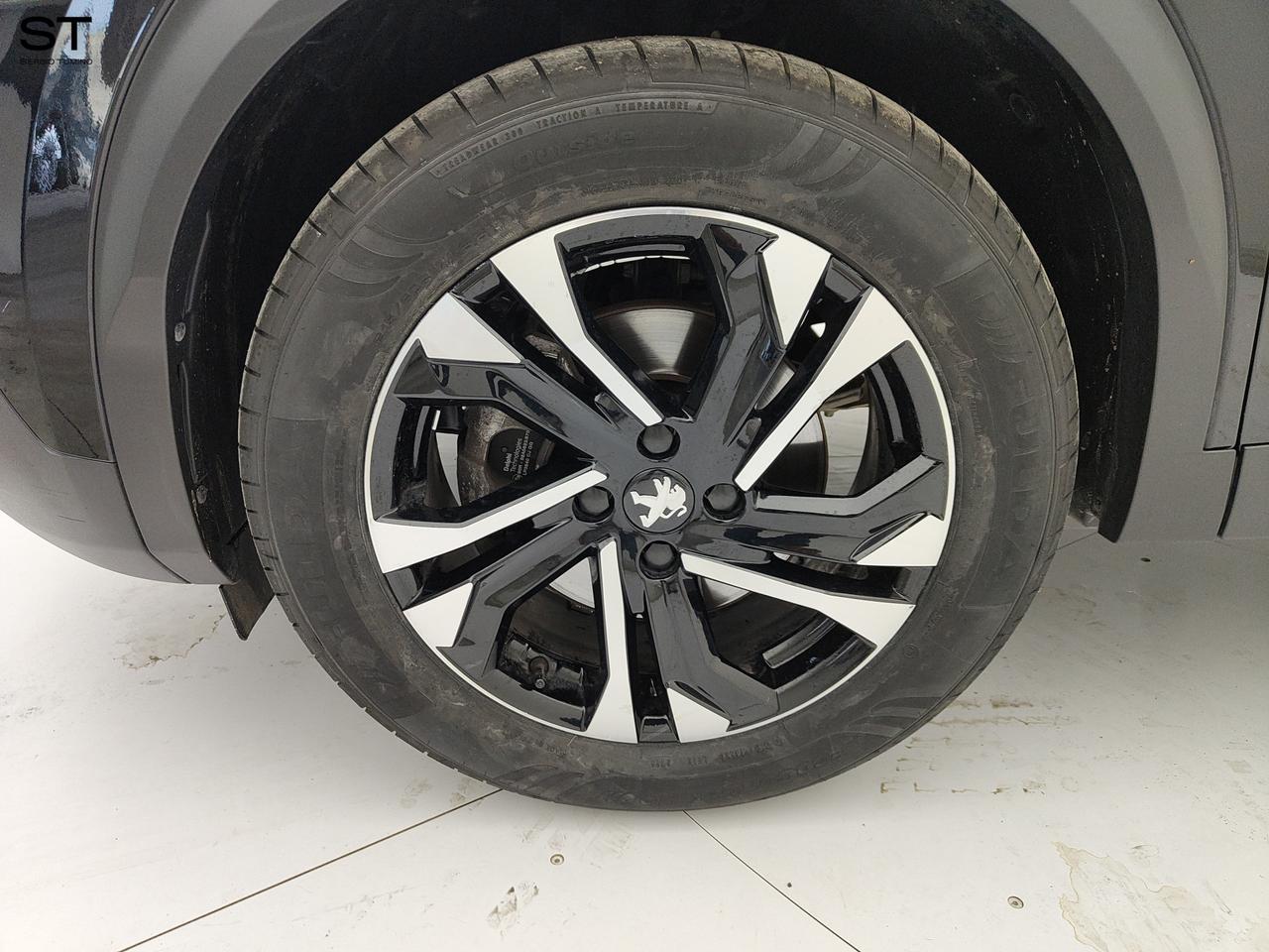 PEUGEOT 2008 2ª serie - 2008 BlueHDi 130 S&S EAT8 Allure Pack
