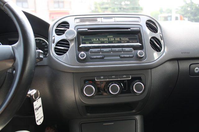 VOLKSWAGEN Tiguan 2.0 TDI 110 CV Cross BlueMotion Technology