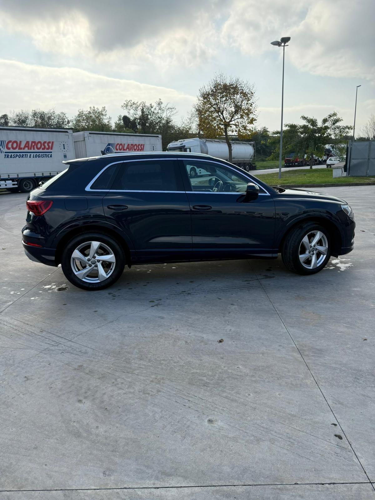 Audi Q3 35 TDI S tronic Business Advanced - M.Y 2020