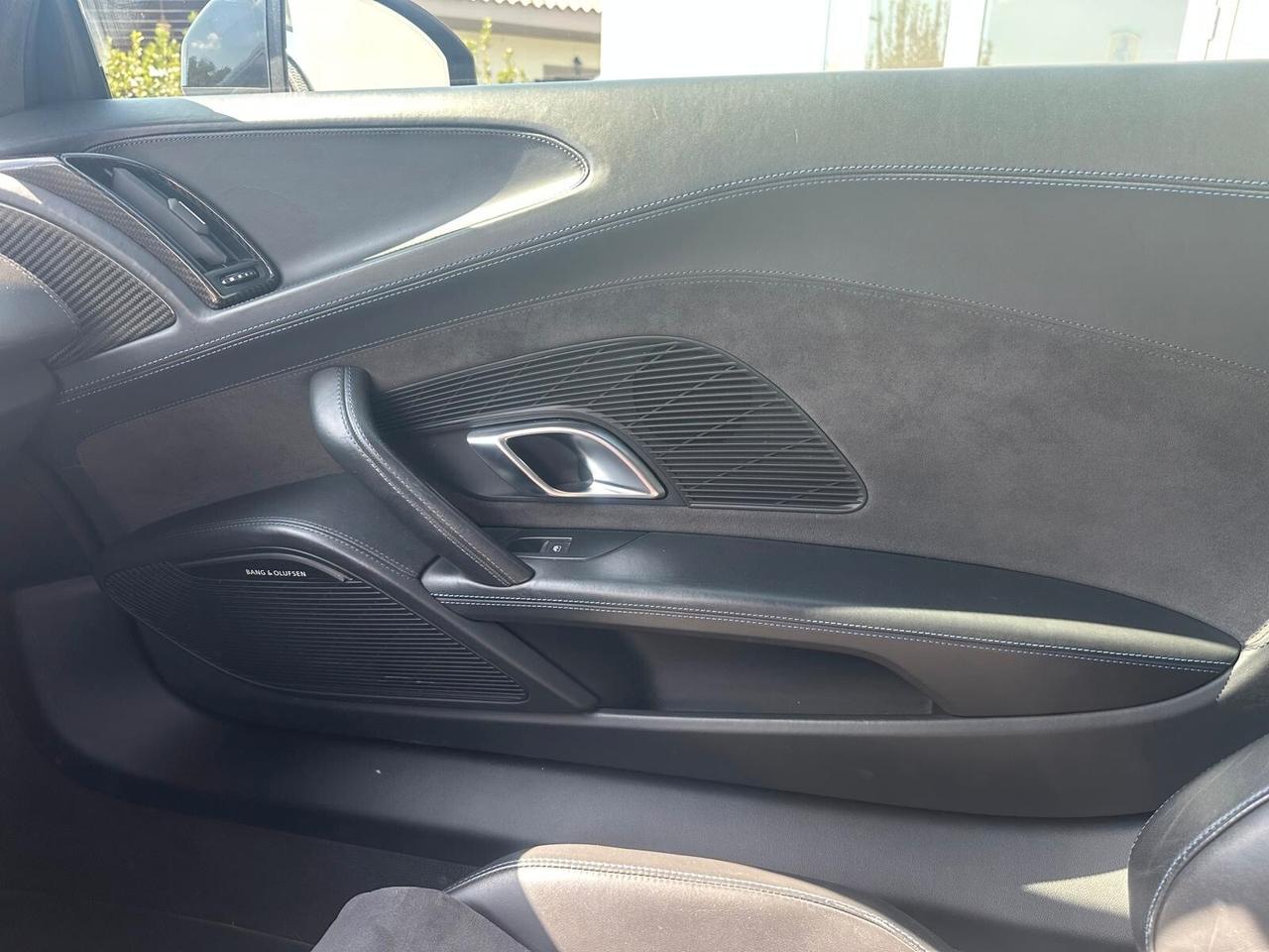 Audi R8 Coupé 5.2 FSI quattro S tronic plus PERFORMANCE - PRONTA CONSEGNA - TAGLIANDI CERTIFICATI - CARBONIO