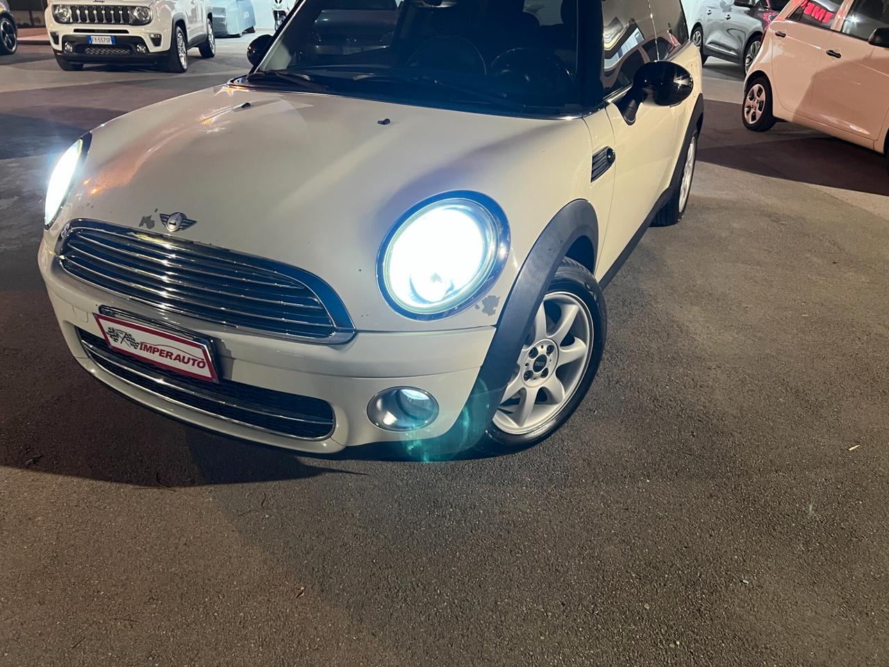 Mini Cooper D Clubman 1.6 ANTIFURTO-TAGLIANDATA