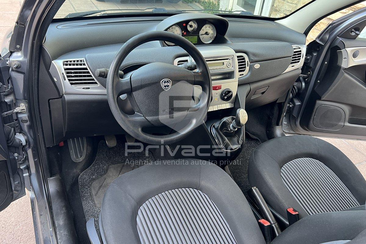 LANCIA Ypsilon 1.2 Platino