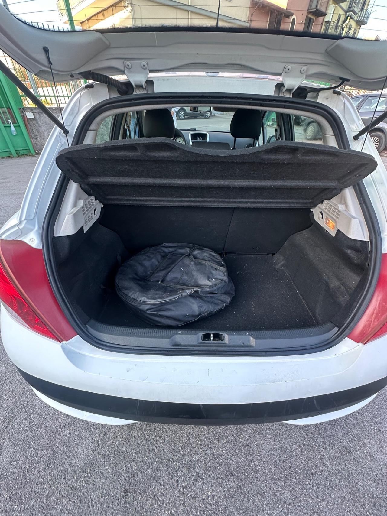 Peugeot 207 1.4 8V 75CV 5p. Energie Sport ECO GPL