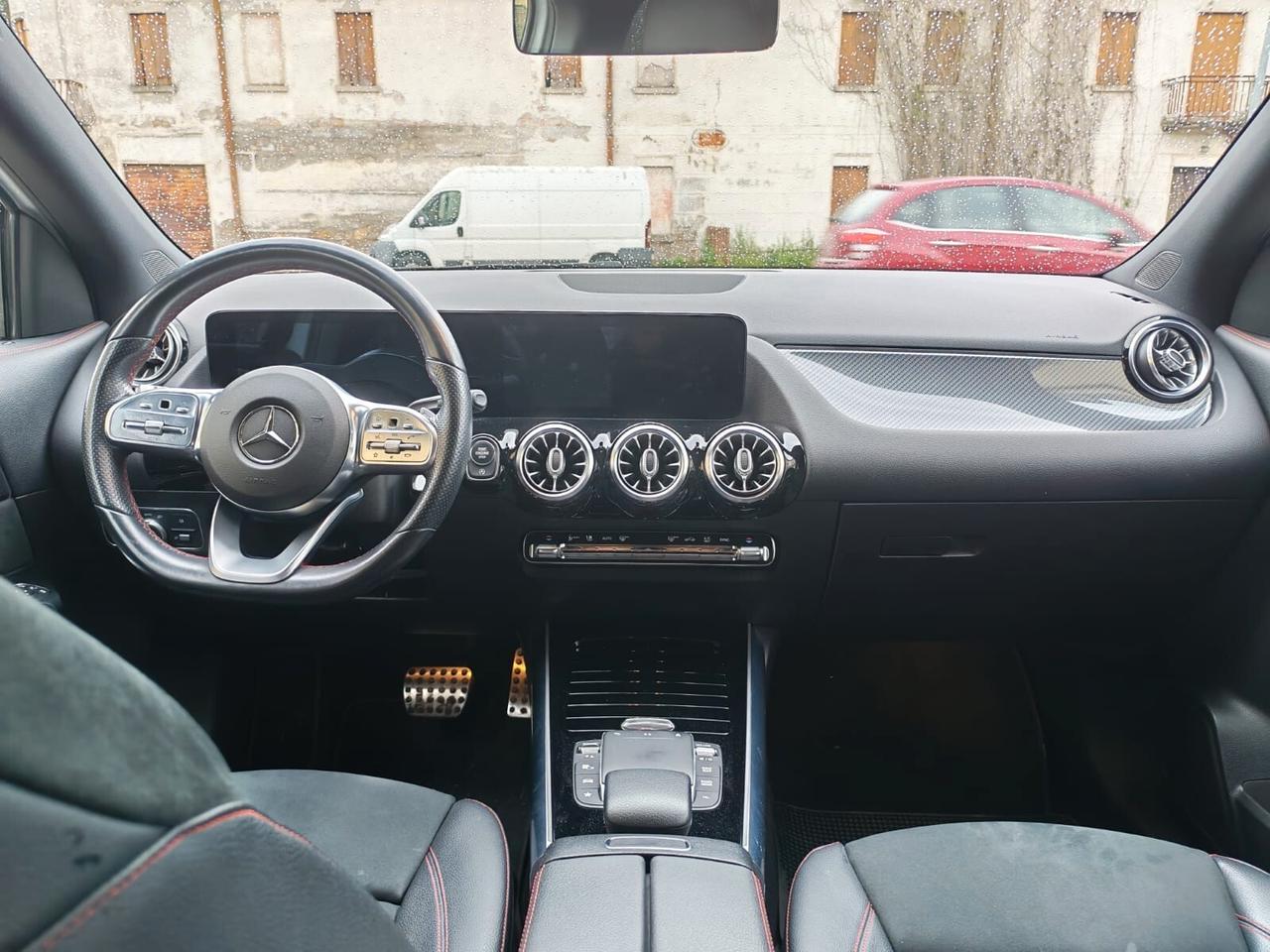 MERCEDES GLA 200 EXECUTIVE PREMIUM