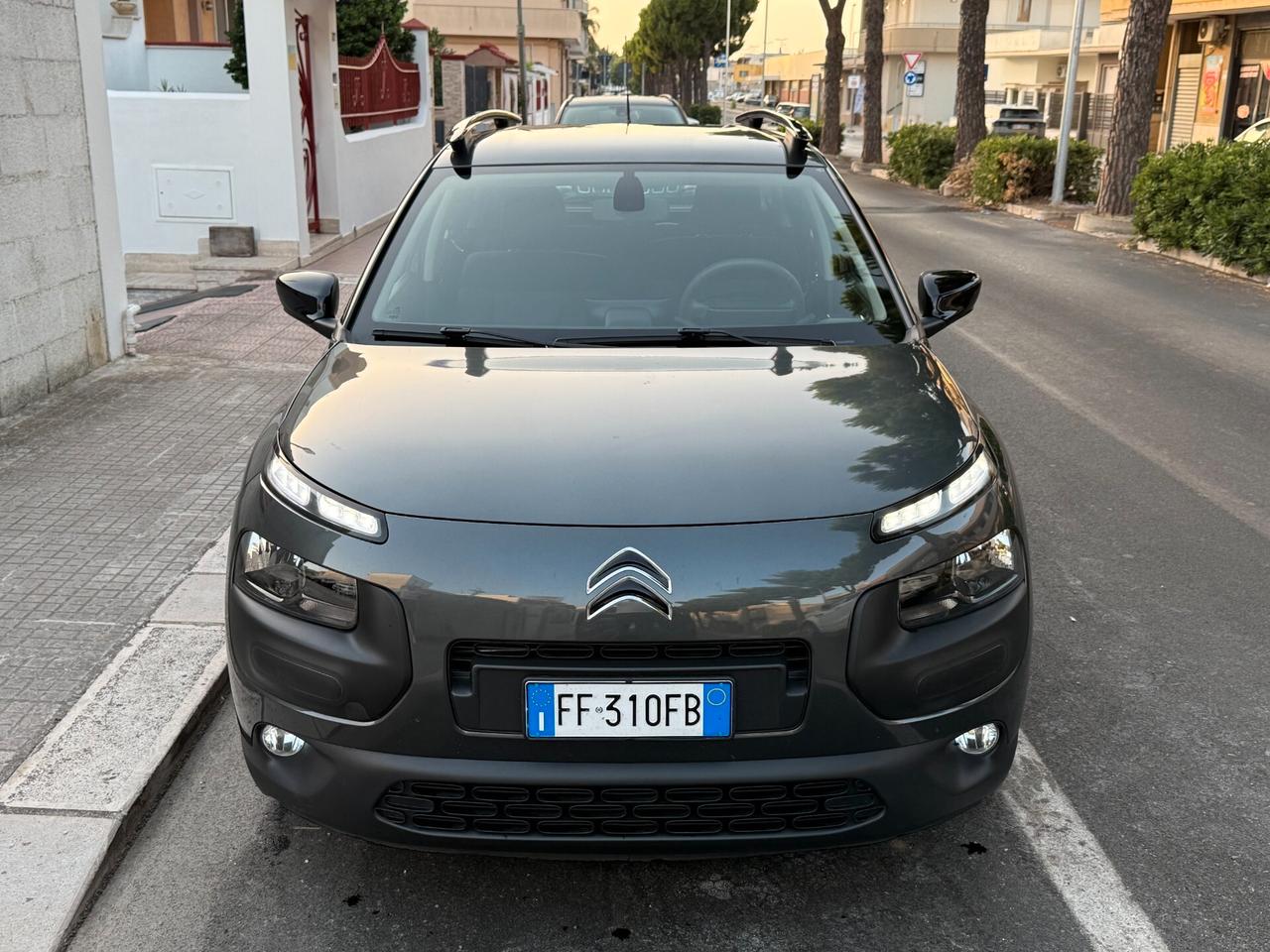 Citroen C4 Cactus 1.2 82CV Shine *CAMERA - 2016
