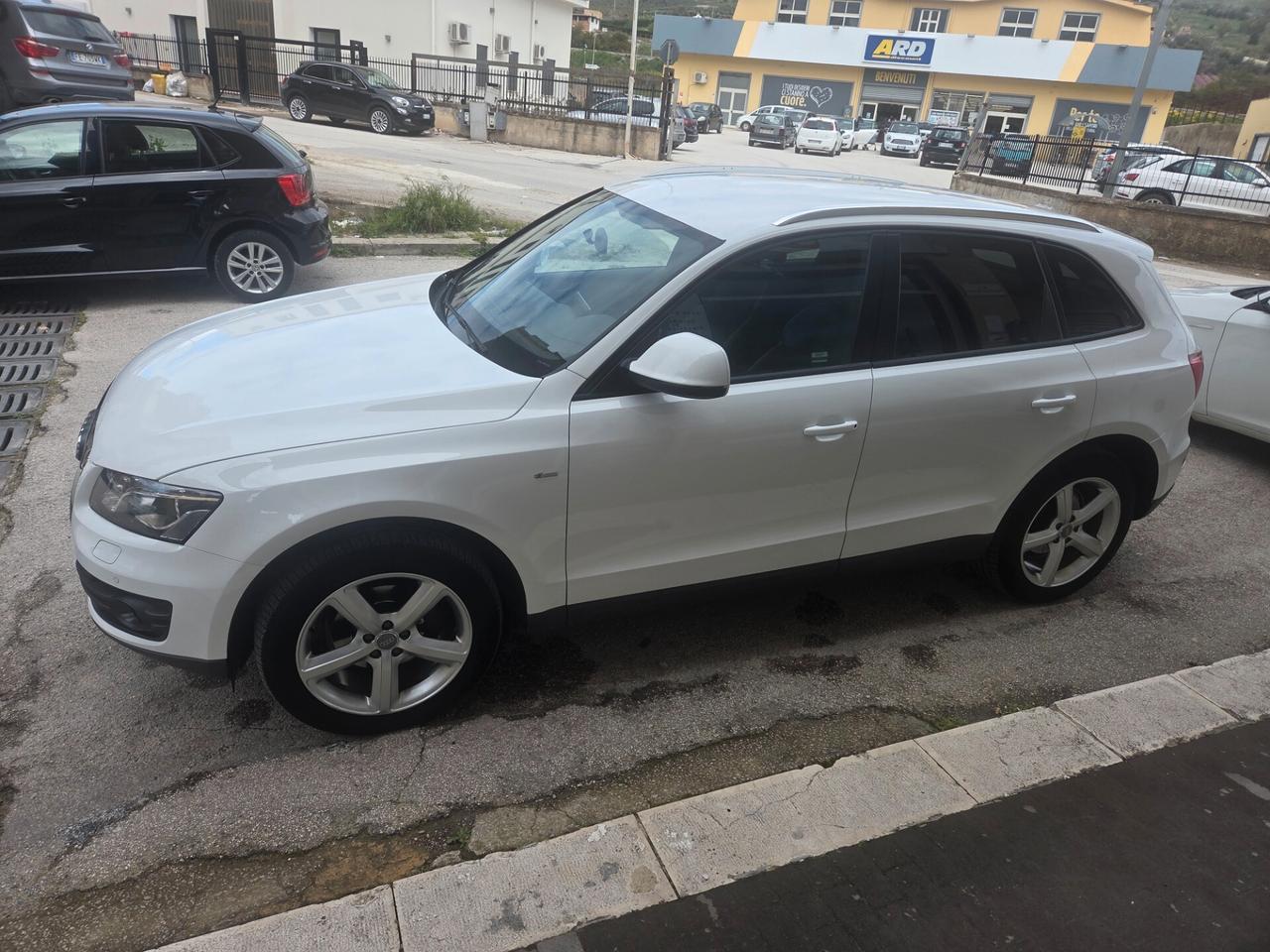 AUDI Q5 2.0 TDI 170 CV S LINE KM 150000 CERTIFICATI