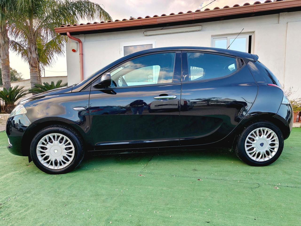 Lancia Ypsilon 1.2 Benzina / Gpl 69 CV 5 porte Gold - 2017