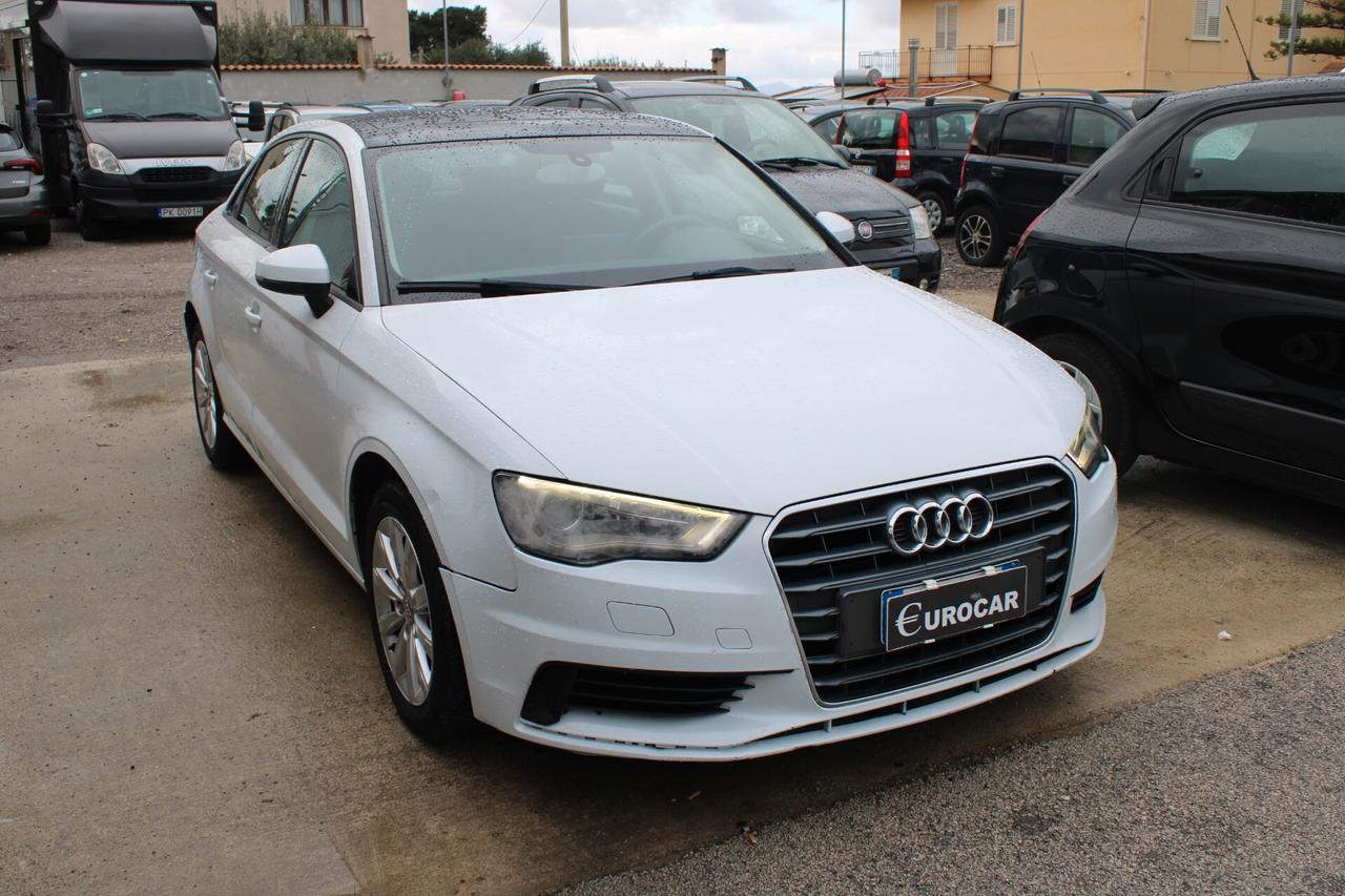 Audi A3 Sedan 1.6 TDI clean diesel Ambiente