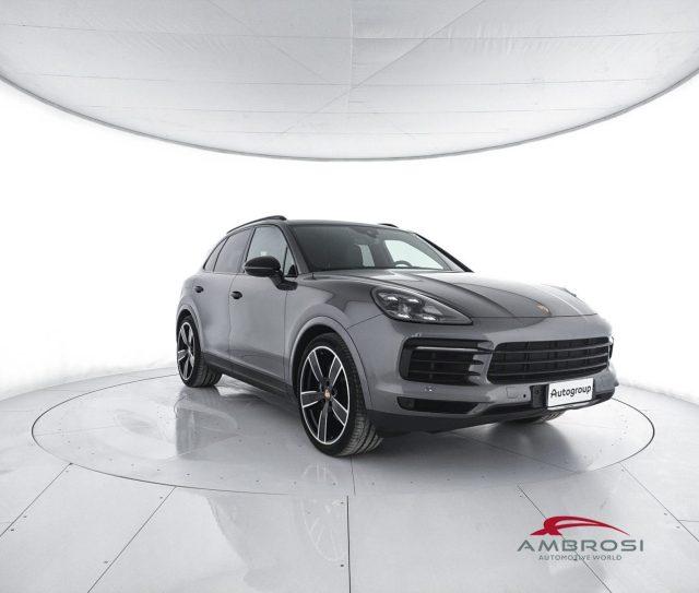 PORSCHE Cayenne 3.0 V6