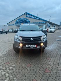 Mitsubishi L200 2.4 DI-D/181CV Double Cab Intense Hp Mivec SDA