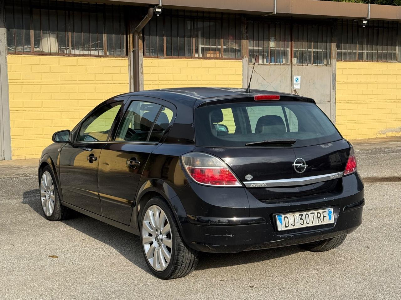 Opel Astra 1.7 CDTI 101CV 5 porte Cosmo